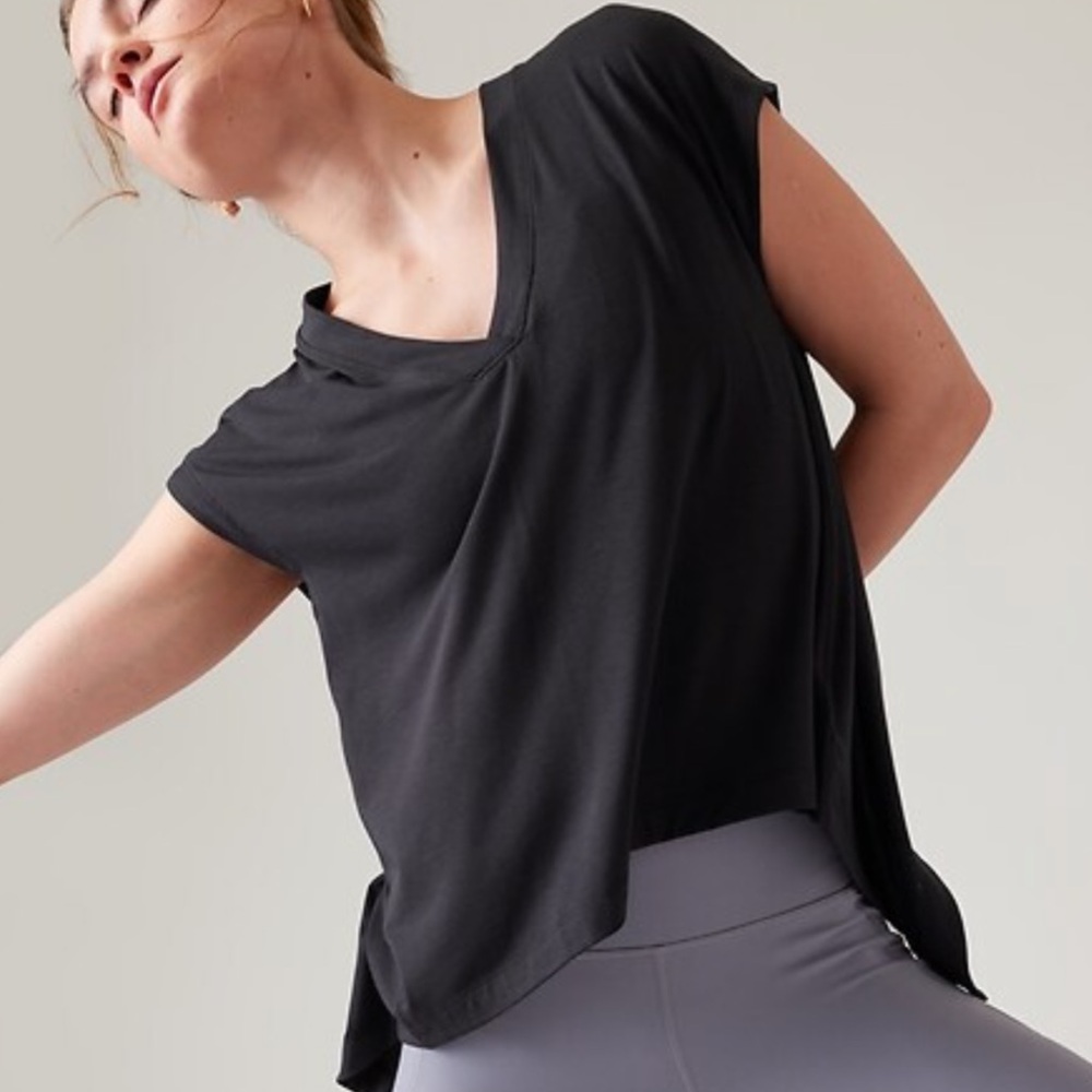 Athleta Black Explore V-Neck Tee